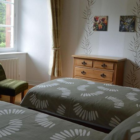 Champ De Foire Bed & Breakfast Sussac Bagian luar foto