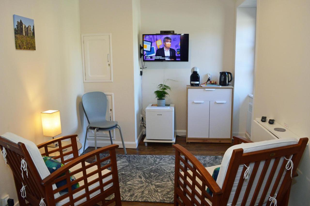 Champ De Foire Bed & Breakfast Sussac Bagian luar foto